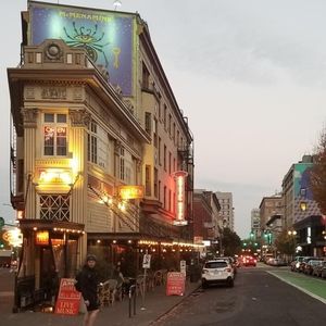 Meet your Posher, Robert